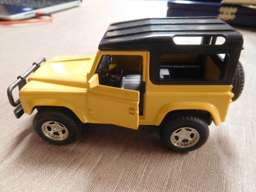 1/32 Land Rover-stationwagen met nieuwe Ray Friction, Ophalen of Verzenden, Gebruikt, Auto