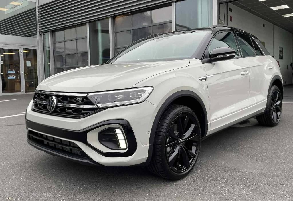 VW T-ROC R-LINE Ultimate zwart model 2026, 4 cilinders, Beige, Leder, Parkeerassistent