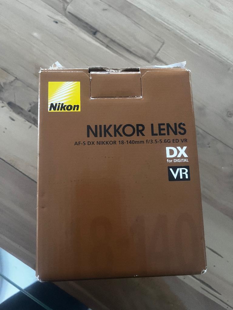 Nikkor lens 18-140 mm, TV, Hi-fi & Vidéo, Photo | Lentilles & Objectifs, Enlèvement, Comme neuf, Objectif grand angle, Zoom