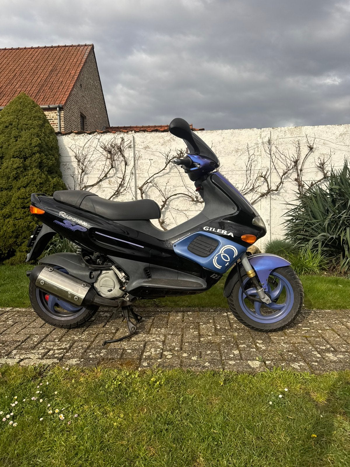 Gilera runner 180 cc, Motoren, Particulier