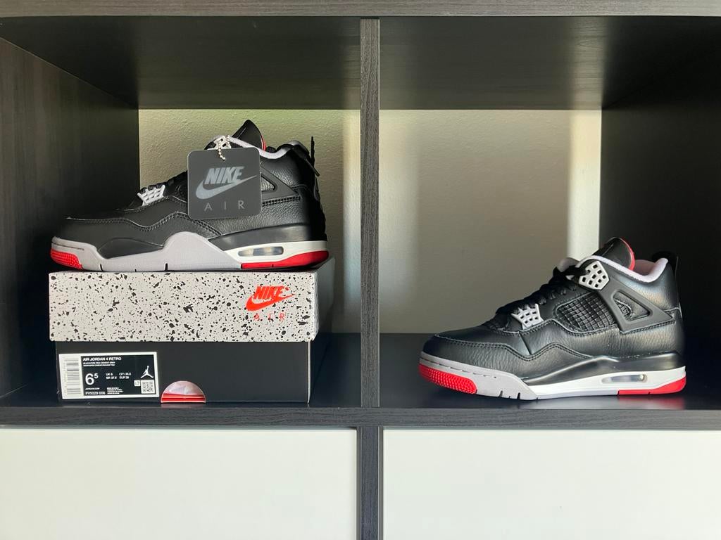 Air jordan 4 retro black/fire red-cement grey, Kleding | Heren, Schoenen, Ophalen, Zwart, Nieuw, Sneakers