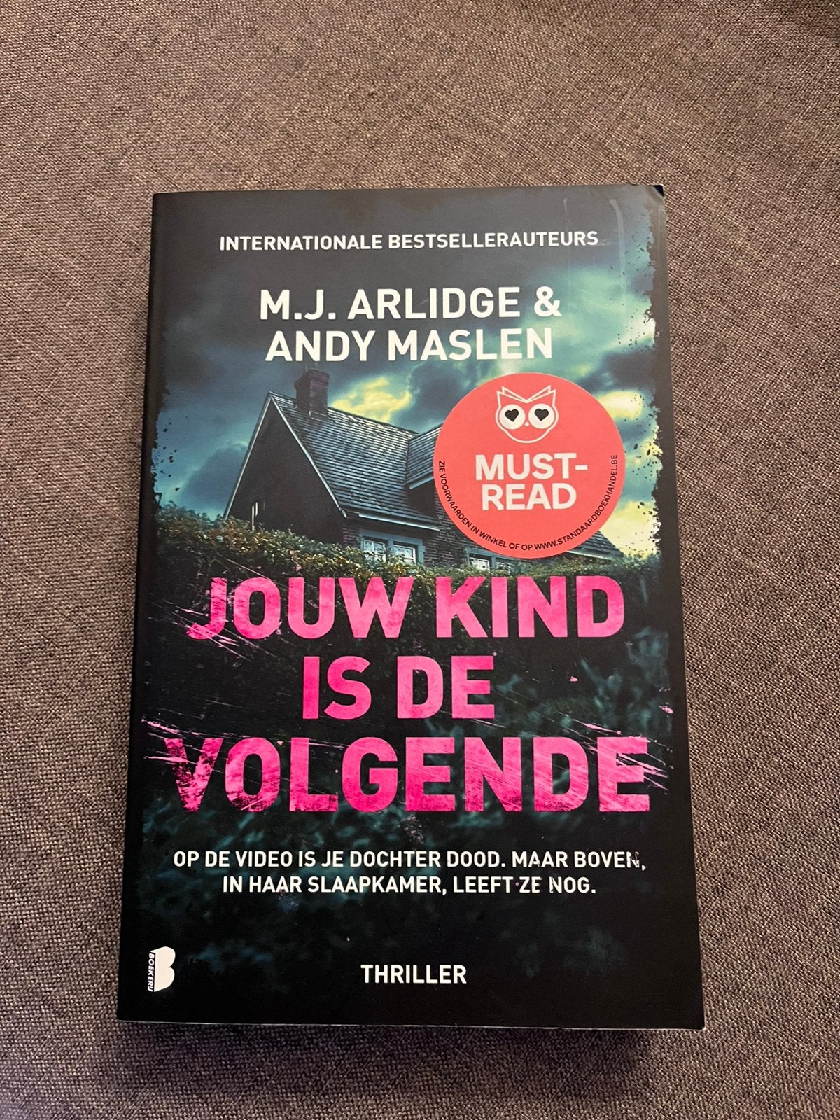 M.J. Arlidge - Jouw kind is de volgende, Enlèvement ou Envoi, M.J. Arlidge; Andy Maslen