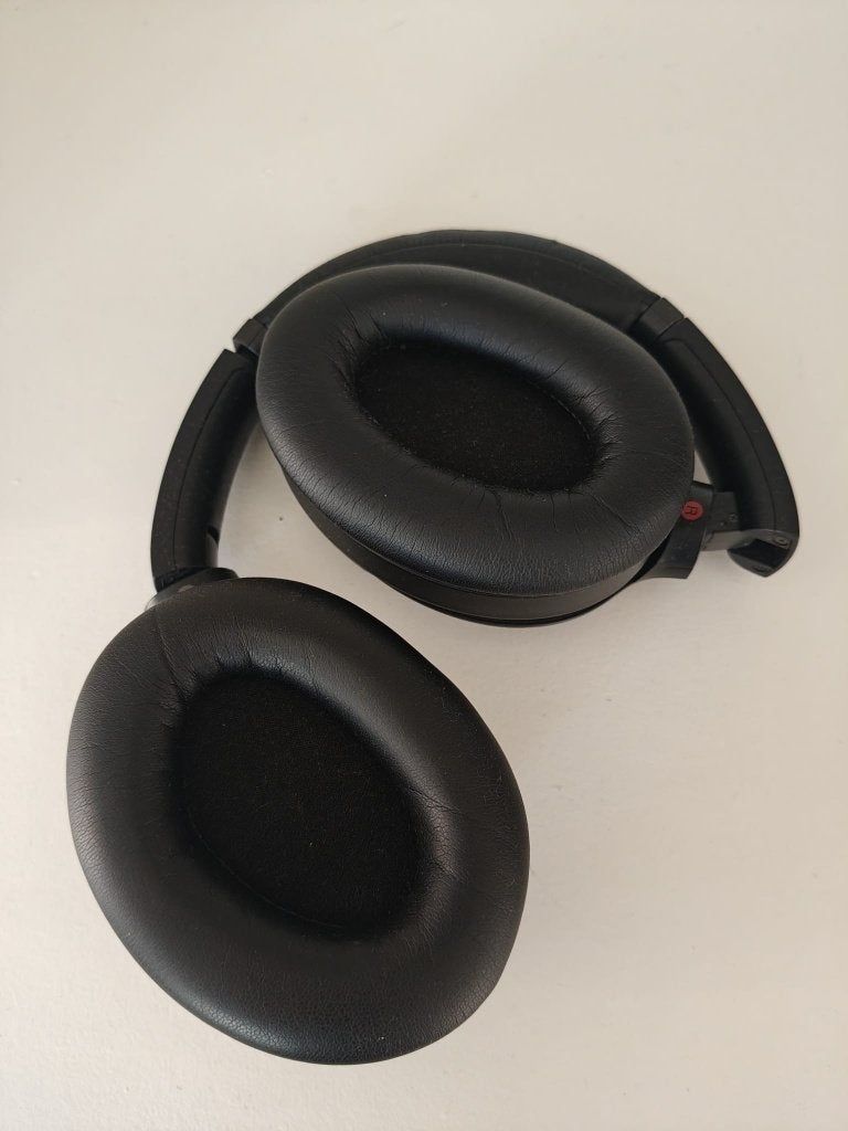 Sony WH-1000XM3 casque Bluetooth Noise Cancelling + étui, TV, Hi-fi & Vidéo, Casques audio, Enlèvement ou Envoi, Sony, Circum-auriculaire