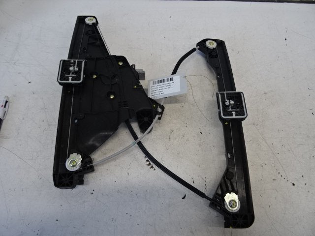 VITRE MECANISME AVANT DROIT Opel Corsa F (UB / UH / UP), Utilisé, Opel