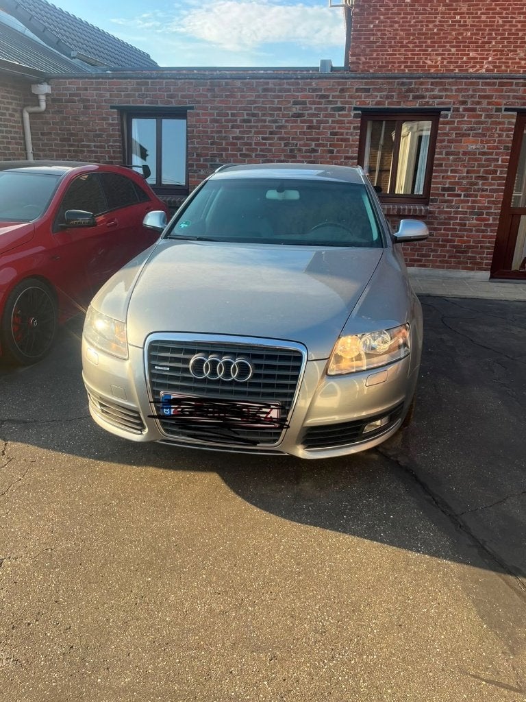 Audi A6 avant 2.7 tdi quattro, Autos, Audi, Cuir, Achat, 4 portes, Carnet d'entretien