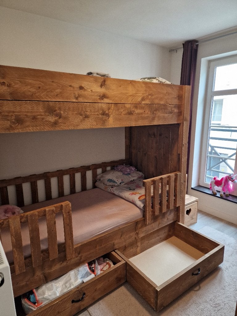 Complete kinderkamer in massief eikenhout, Ophalen, Zo goed als nieuw, Jongetje of Meisje