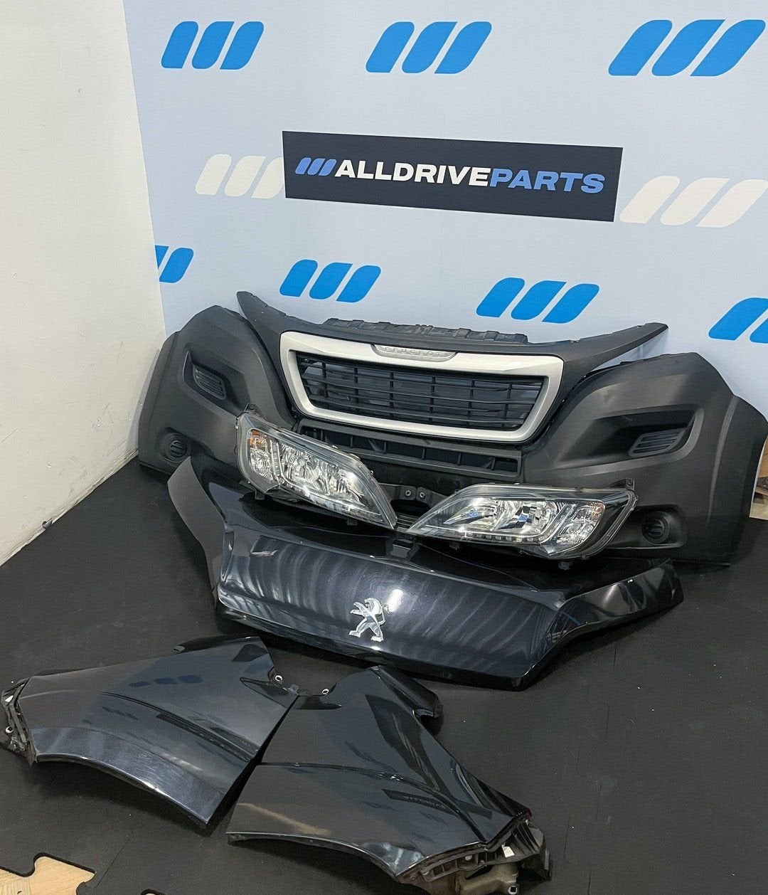 Complete voorkop Front Peugeot Boxer met LED koplampen zwart, Autos : Pièces & Accessoires, Carrosserie & Tôlerie, Pare-chocs