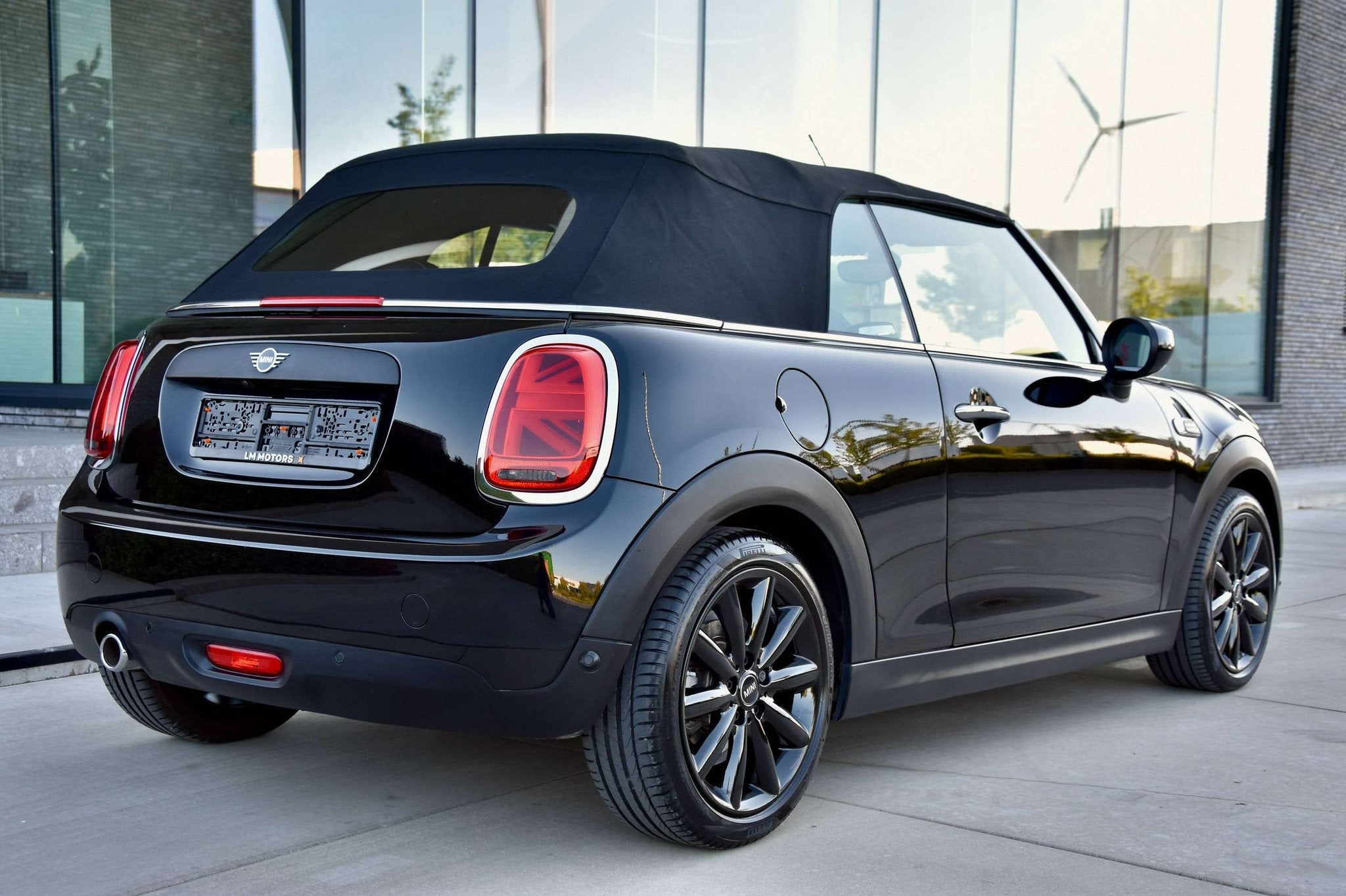 MINI One Cabrio *44 000Km* NIEUWSTAAT * CAMERA * (bj 2021), Auto's, Voorwielaandrijving, Gebruikt, 4 cilinders, Cabriolet