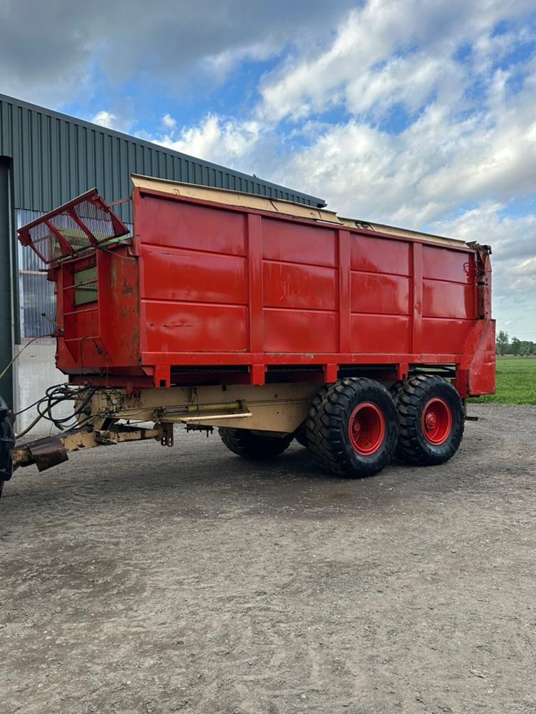 Silagewagen record, Zakelijke goederen, Ophalen