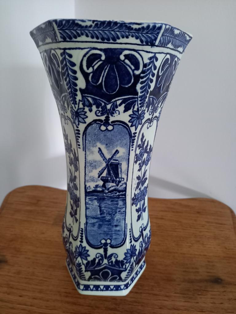 Vintage Blauwe Vaas Delft– Boch Belgium, Antiek en Kunst, Ophalen of Verzenden