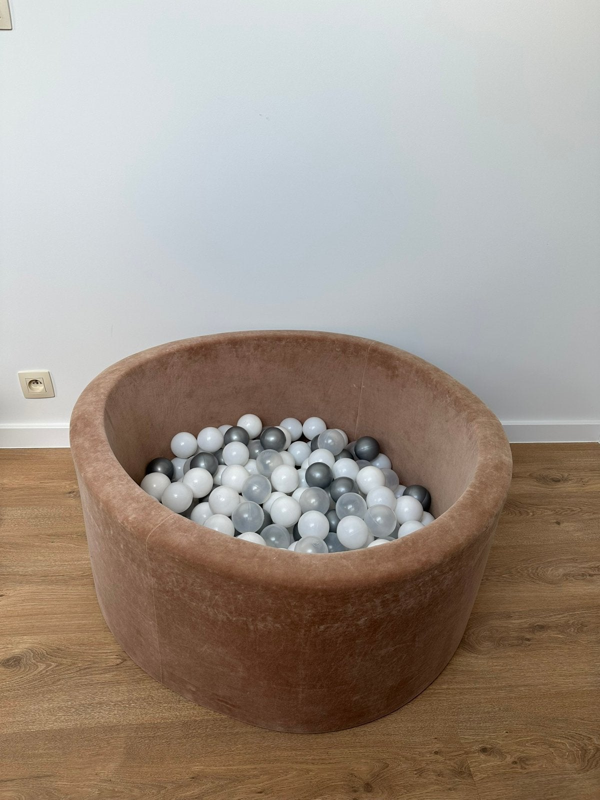 Ballenbad Moje + (100-150 balletjes ongeveer), Ophalen, Zo goed als nieuw
