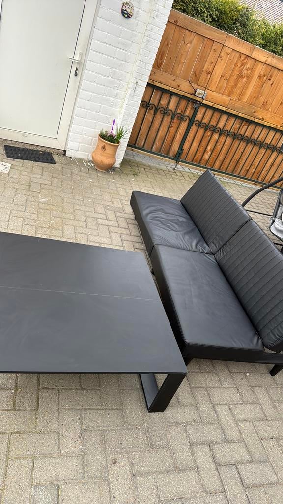 Slaapbank + tafel, Ophalen, Zo goed als nieuw