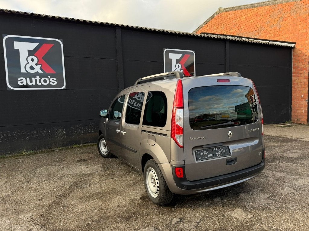 Renault Kangoo 1.2i 2018, Auto's, Bedrijf, Handgeschakeld, Kangoo, https://public.car-pass.be/vhr/9e851cd9-c575-4cfb-bc1f-1db2c73b8145