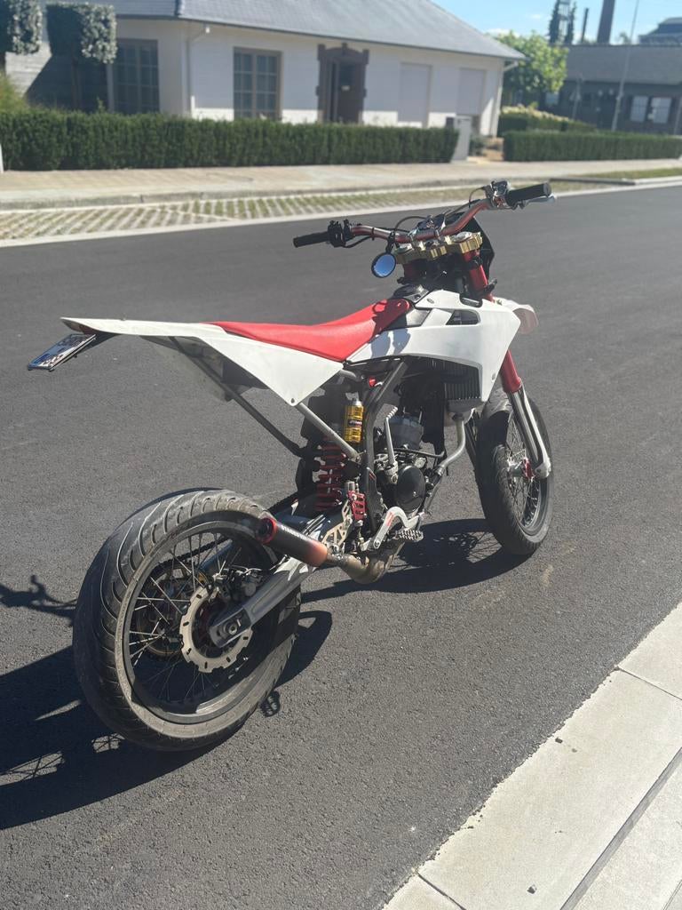 Fantic XM50 comp