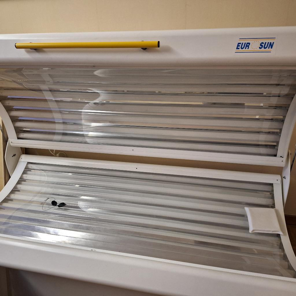 Zonnebank, Electroménager, Solarium, Banc solaire & Bronzage facial, Enlèvement, Comme neuf, Banc solaire double, 15 lampes ou plus