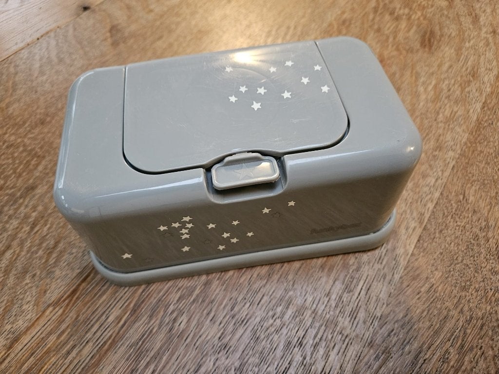 Doos natte doekjes, Overige typen, Zo goed als nieuw, Standaard, Ophalen