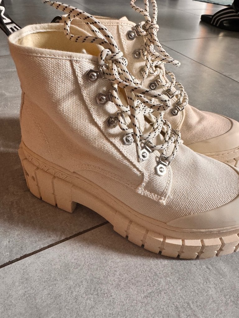 Bottines blanc crème marque No name, Kleding | Dames, Ophalen, Wit, Lage of Enkellaarzen, No name