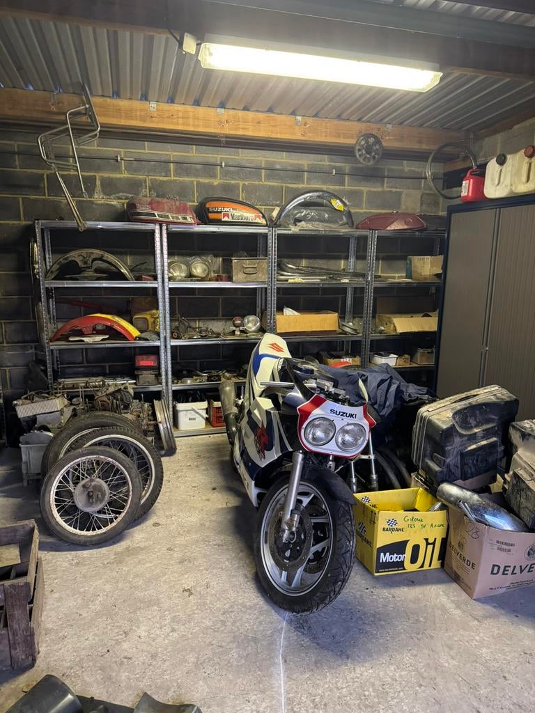 Suzuki gs550 1977, Enlèvement, Suzuki