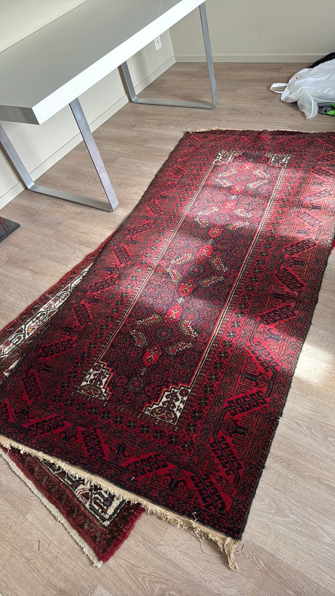 Magnifique tapis oriental en bon état, Maison & Meubles, Enlèvement, Comme neuf