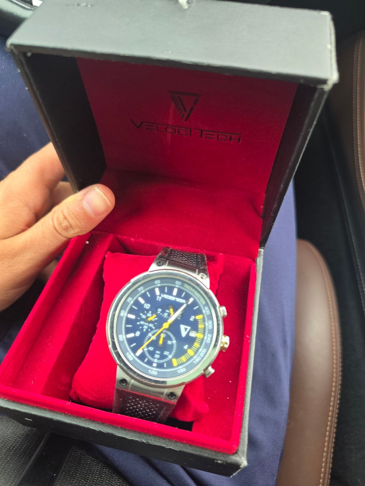 Velocitech watch ️, Bijoux, Sacs & Beauté, Montres | Hommes, Montre-bracelet, Autres marques, Enlèvement ou Envoi, Acier