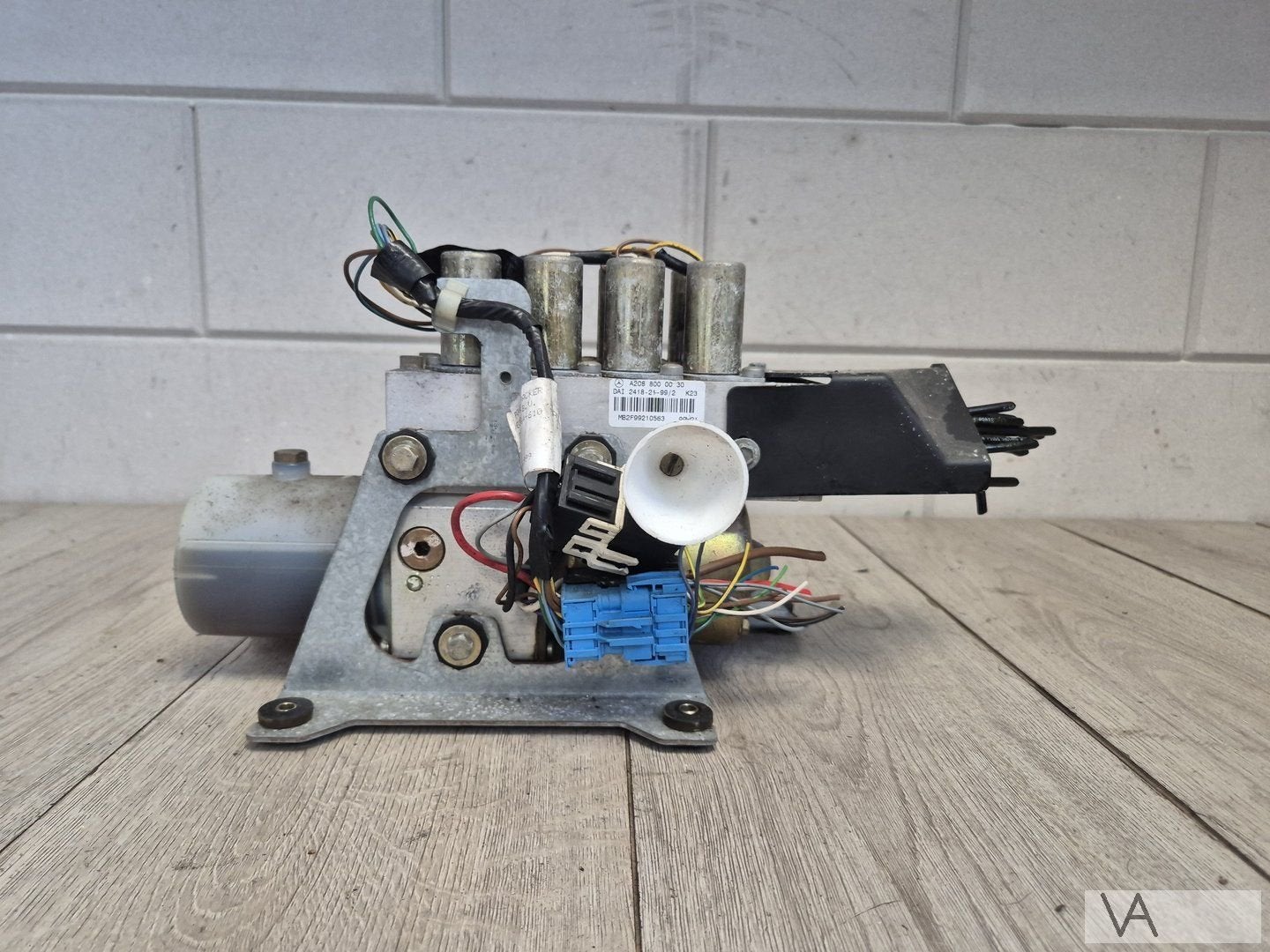 Cabrio dakpomp dakmotor van Mercedes CLK W208 a2088001048, Utilisé, -, -, Enlèvement ou Envoi