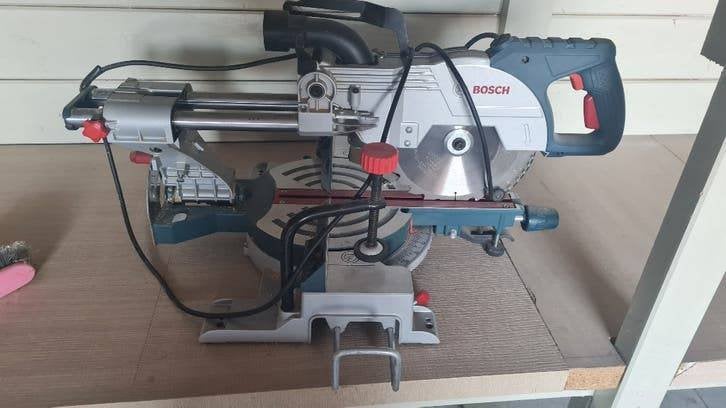 Zaagmachine, Doe-het-zelf en Bouw, Ophalen, Cirkelzaag, Nieuw, Makita/bosch