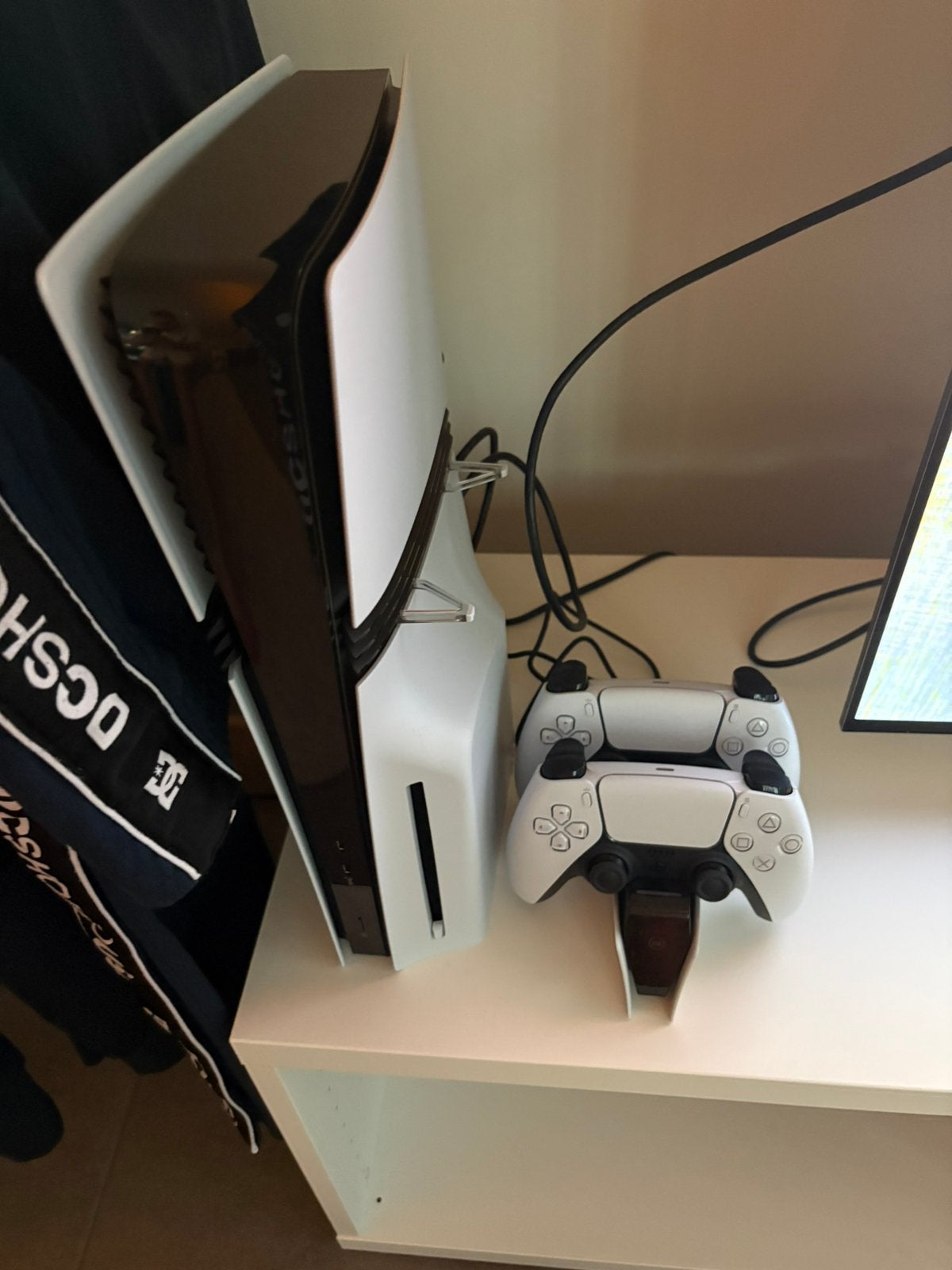 Ps5 Pro disc + 2 controllers en oplaadstation, Ophalen, Nieuw, Playstation 5 Digital