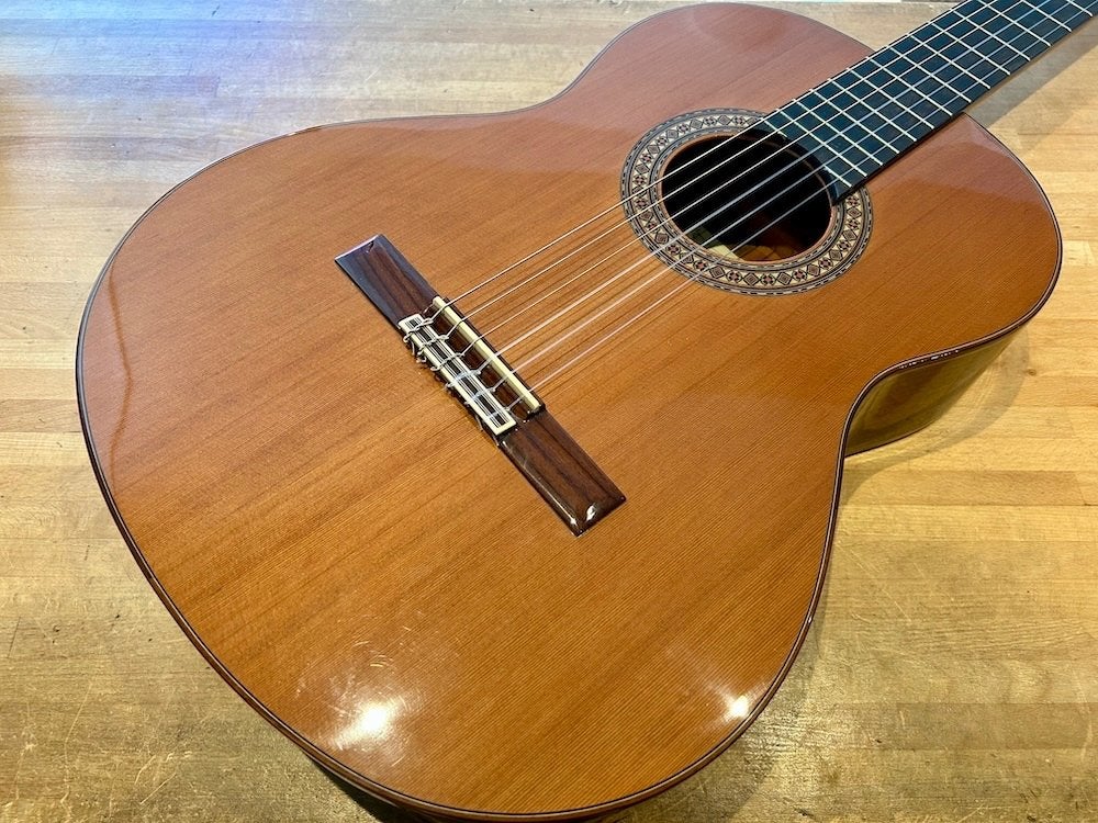 Cuenca 50R, Musique & Instruments, Enlèvement ou Envoi, Comme neuf, Guitare classique ou espagnole, Info@llmusiccenter.com