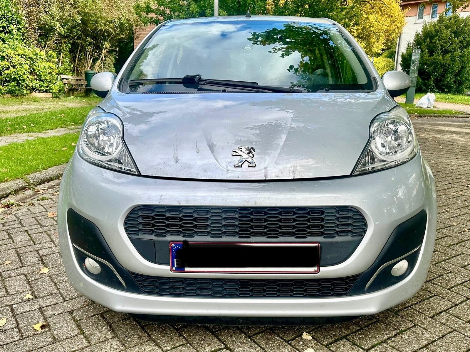 Peugeot 107 1l 50kw 5-deurs, Auto's, Euro 5, Stof, 50 kW, Zwart