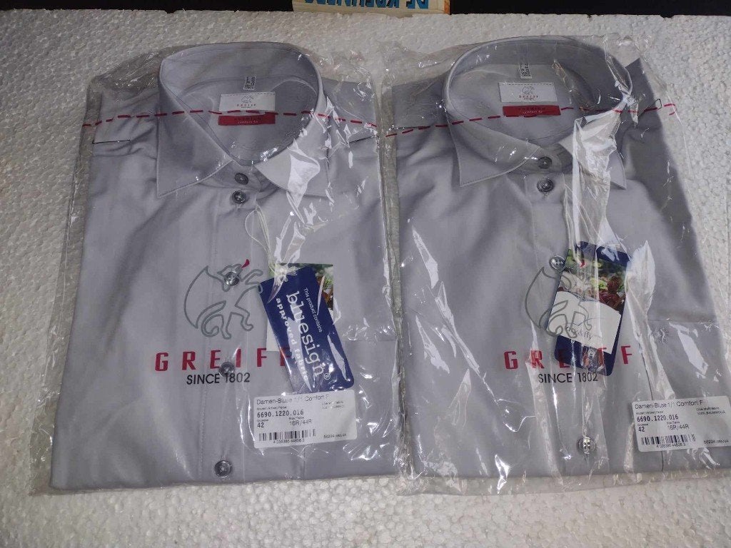 Greiff 2 X dames hemd Zilver nieuw maat 48 4xL, Kleding | Dames, Greiff, Verzenden, Nieuw, Zilver