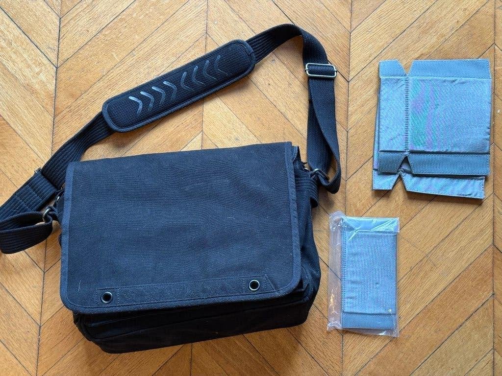 Rétrospective Think Tank 30 v2.0, Comme neuf, Sac banane, Compartiment pour ordinateur portable, Think Tank