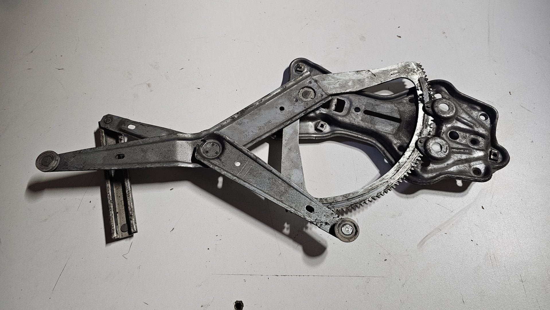 Raammechaniek rechtsvoor zonder motor BMW 3 serie E30 sedan, Gebruikt, -, -, Ophalen of Verzenden