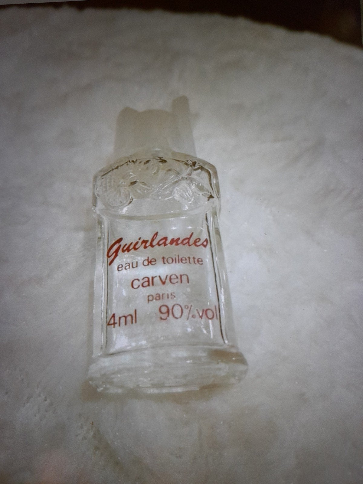 Miniature "Vintage" Guirlande de Carven Eau de toilette 4ml, Enlèvement ou Envoi, Neuf, Miniature