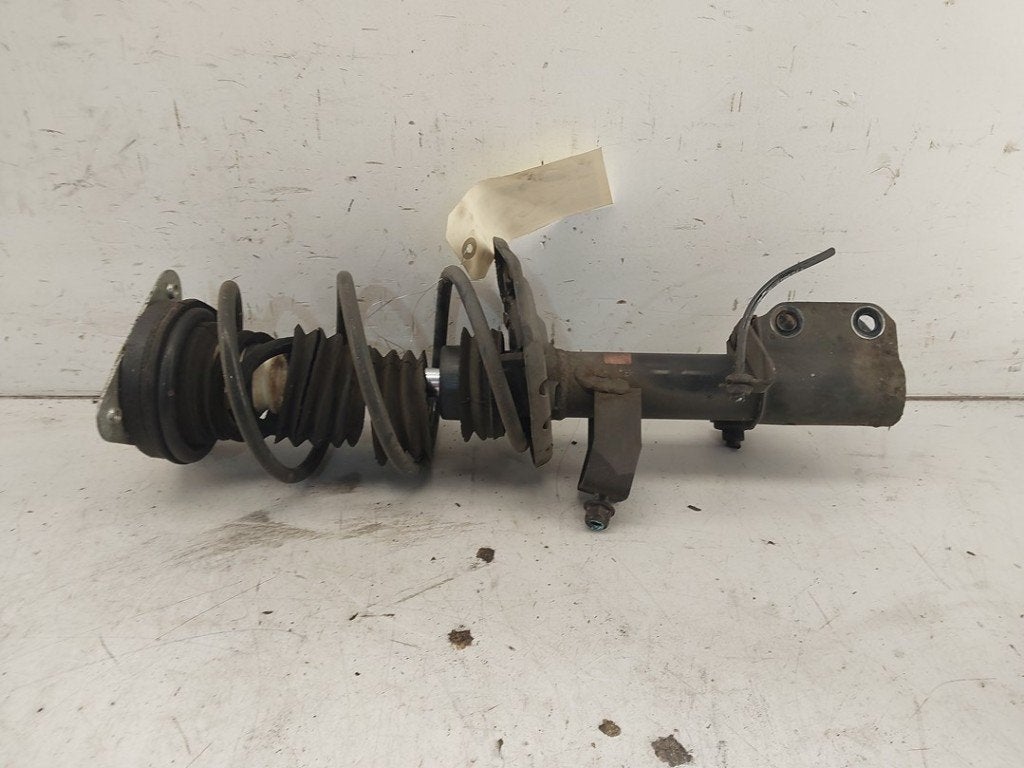 AMORTISSEUR OU ABSORBEUR DE CHOC AVANT GAUCHE (|543027472R|), Renault, Utilisé, Peter-Huppertz-Straße 5
51063  Köln, DE, Dialog.deutschland@renault.de