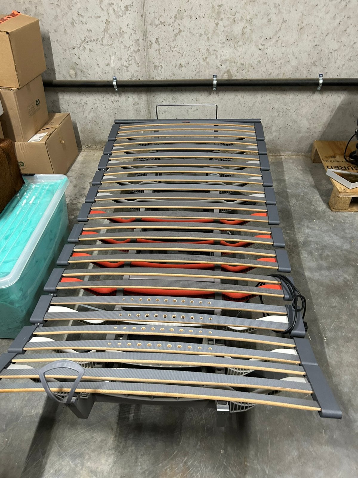 Swissflex elektrisch verstelbare lattenbodem, 100 cm, Une personne, Enlèvement, Utilisé