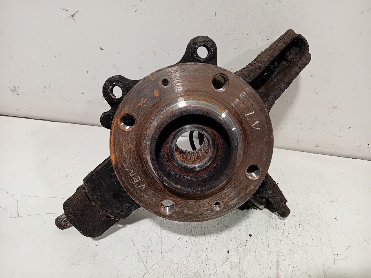 Wielnaaf links voor Peugeot Partner, Autos : Pièces & Accessoires, Onderdelen@venauto.nl, Van der Ven Autorecycling B.V., Ettenseweg 76, 4706 PB Roosendaal, The Netherlands