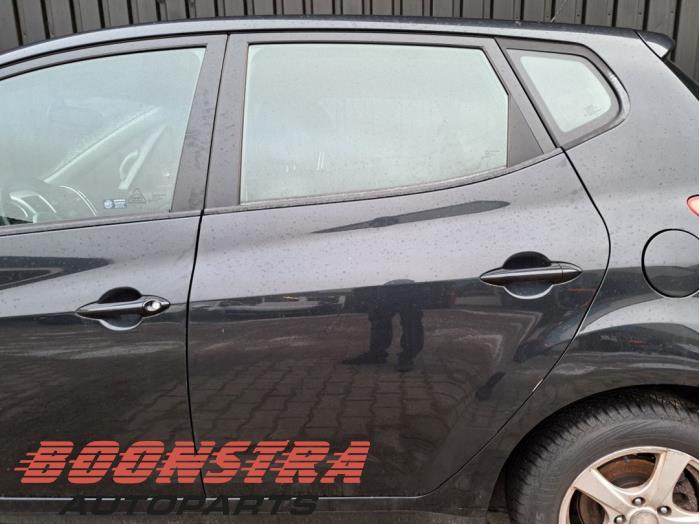 Portière 4portes arrière gauche d'un Kia Venga (Venga 10-), Kia, -, 3 mois de garantie, Utilisé
