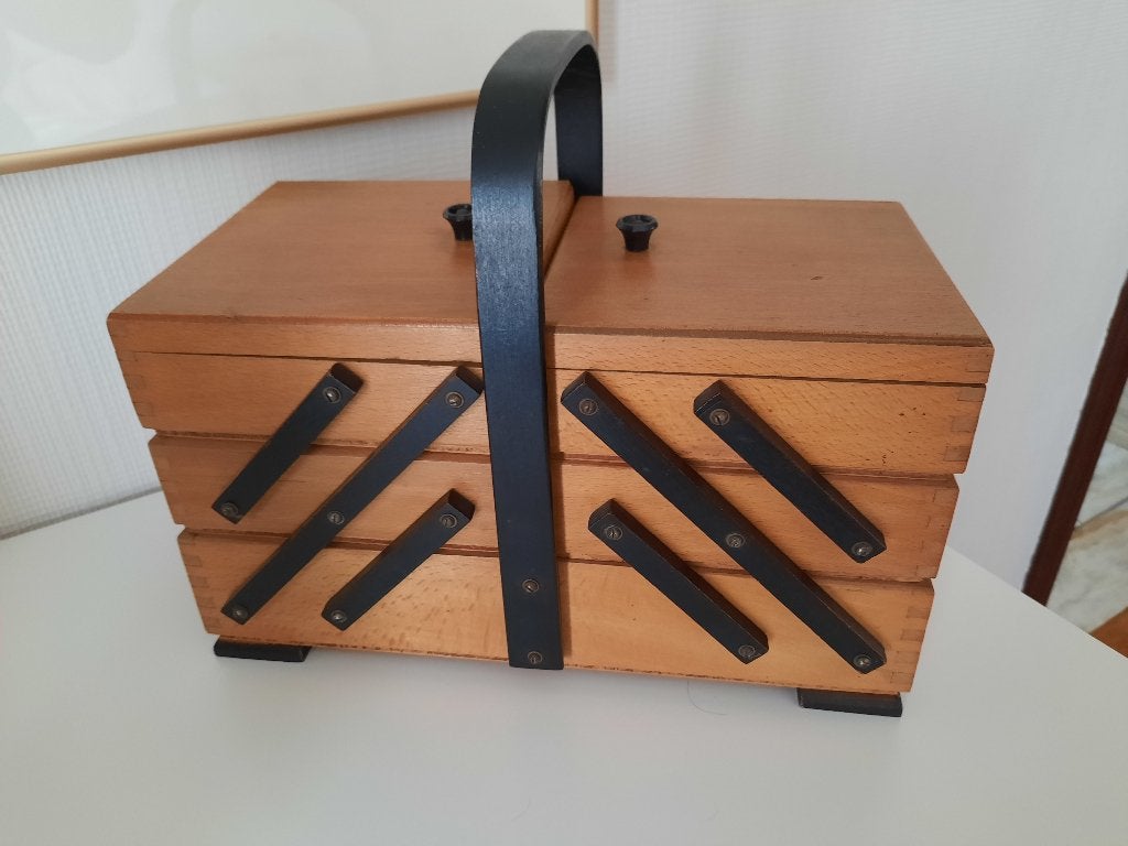 Naaikoffer met 6 laadjes, Hobby & Loisirs créatifs, Couture & Fournitures, Enlèvement, Utilisé