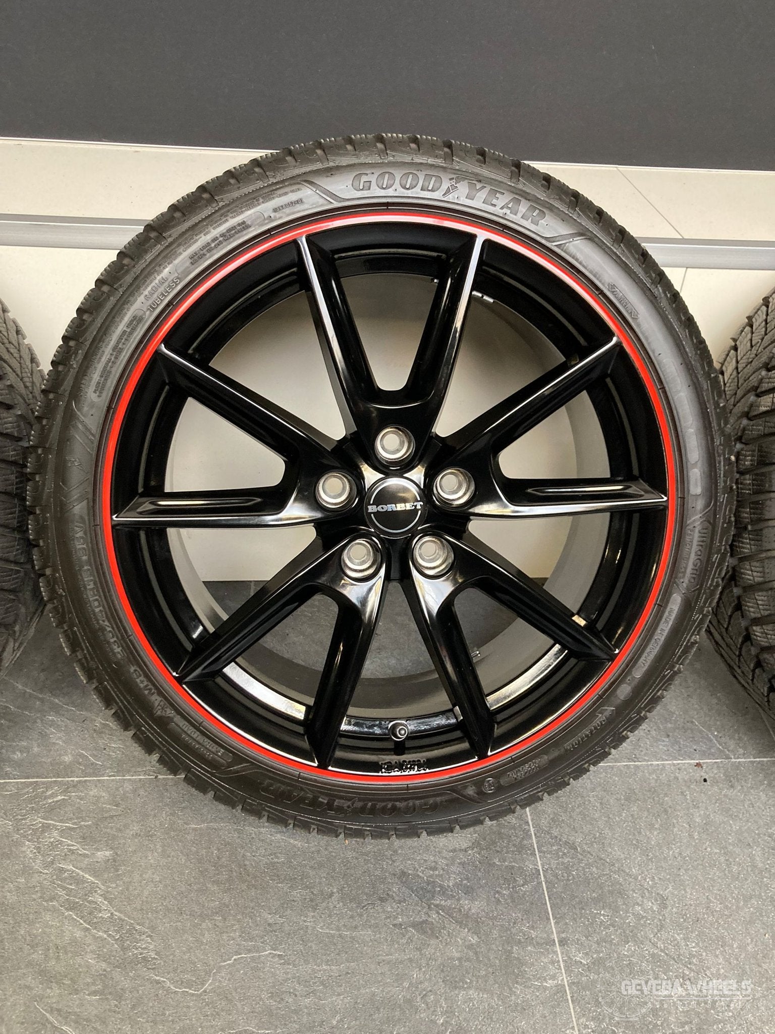 18” Honda Civic sport velgen winterbanden 5x114.3 235/40/18, Autos : Pièces & Accessoires, Pneus & Jantes, Pneus et Jantes, Pneus hiver