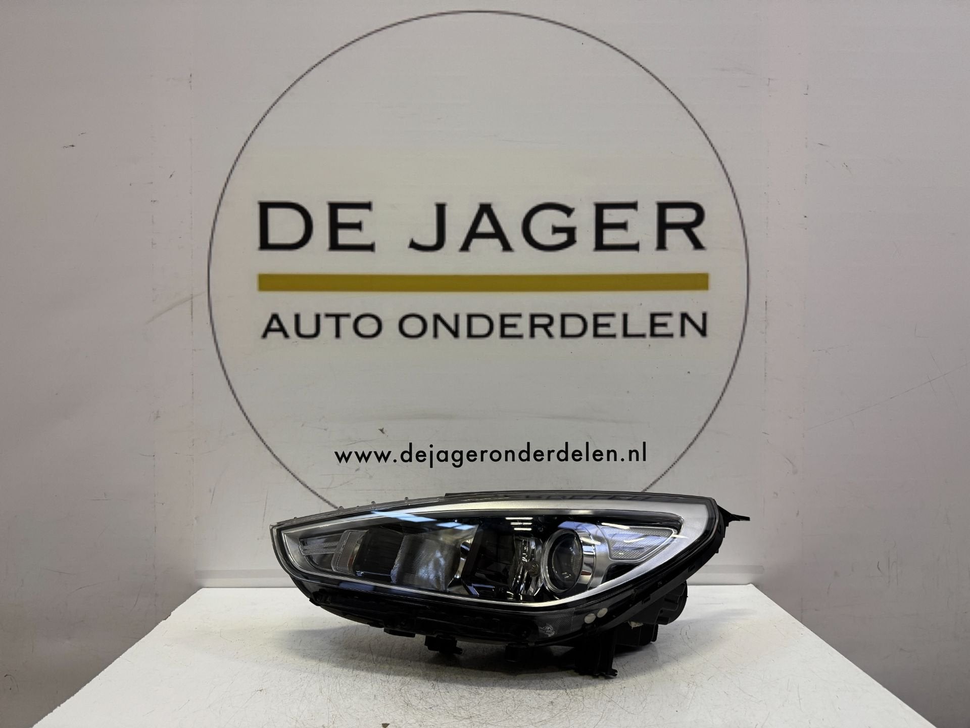 HYUNDAI I30 3 HALOGEEN LED KOPLAMP LINKS 92101-G4020 2017-, Gebruikt, Heolleung-ro 12
06797  Seoul, Info@hyundai.com, Hyundai