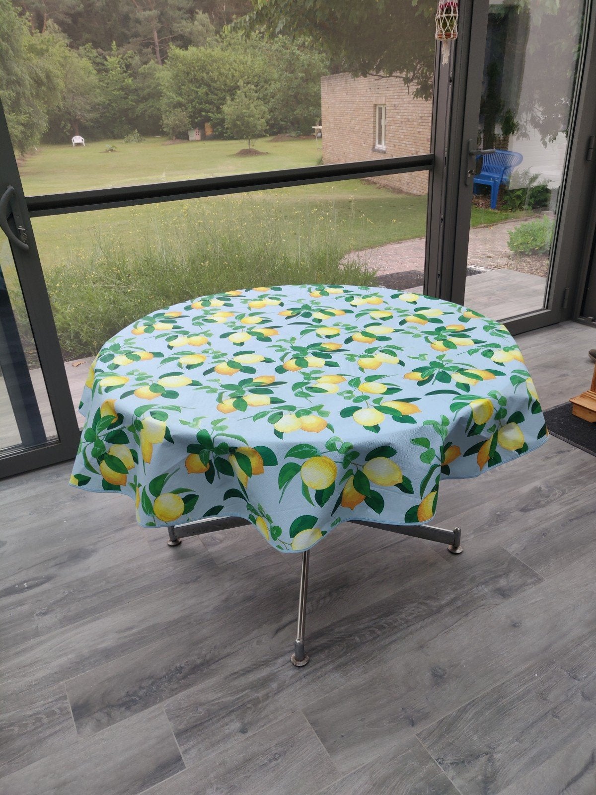 Tafel rond,  uitrekbaar tot ovale tafel, Ophalen of Verzenden, Rond