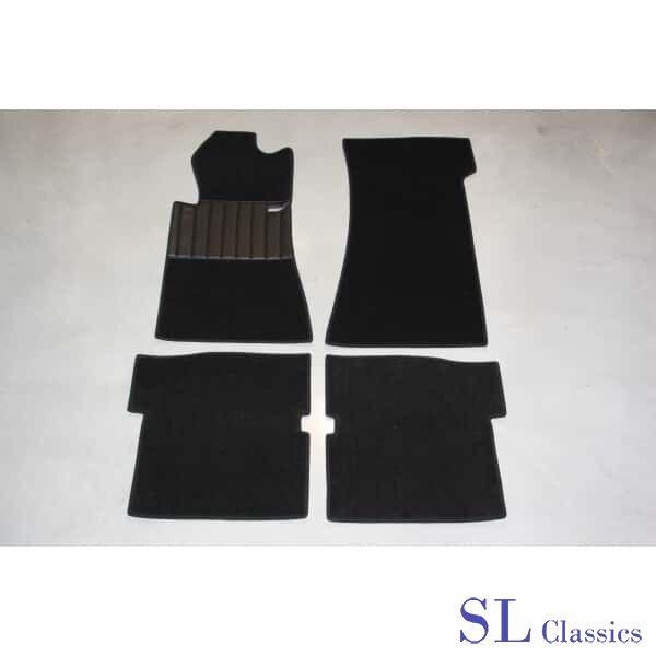 Tapijt set 4-delig Zwart Mercedes-Benz SL, W107 - R107, Auto-onderdelen, Interieur en Bekleding, -, Nieuw, Ophalen of Verzenden