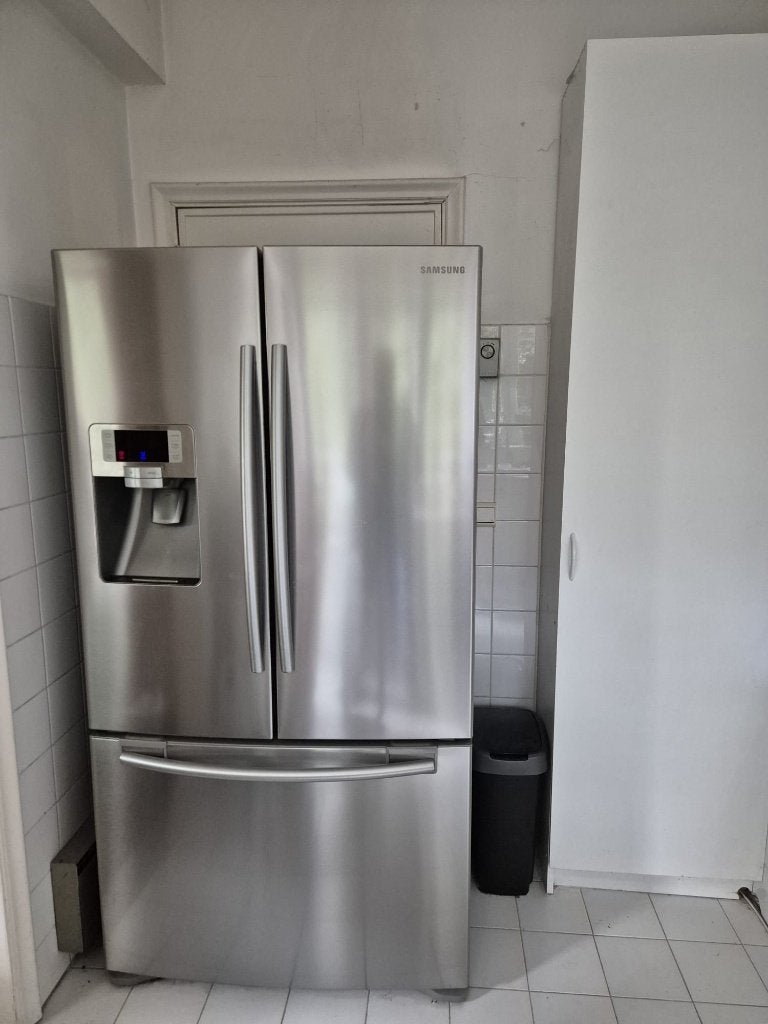 FRIGO SAMSUNG French Doors, Electroménager, Classe énergétique A ou plus économe, Avec compartiment congélateur, 160 cm ou plus