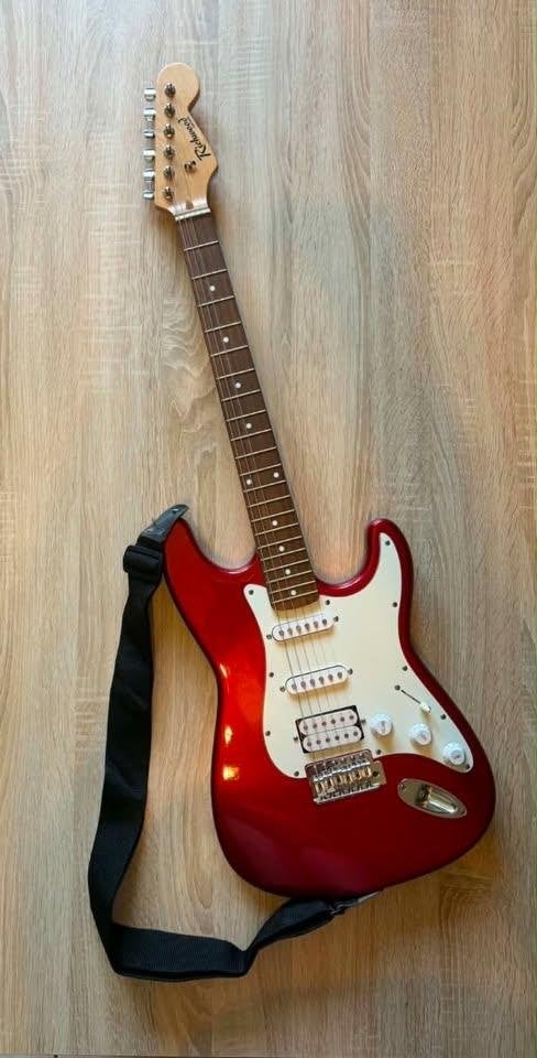 guitare électrique stratocaster richwood, Musique & Instruments, Enlèvement, Comme neuf
