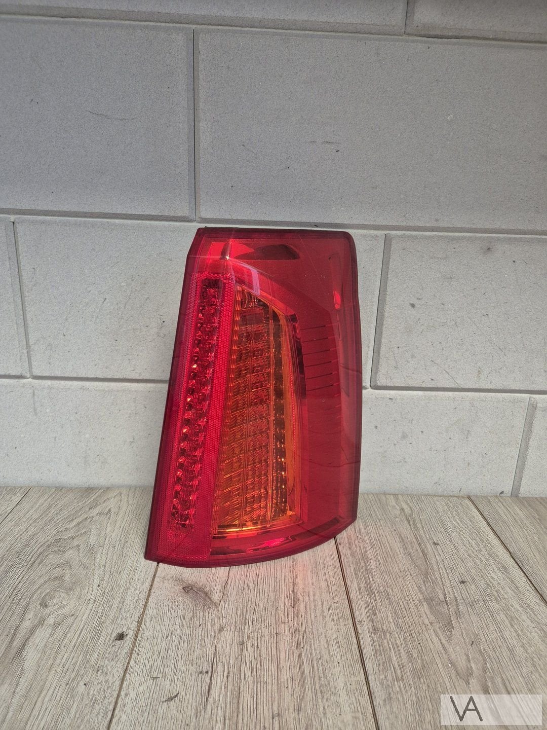 Cadillac BLS wagon station achterlicht rechts 12769883 €999, Cadillac, -, Utilisé, -