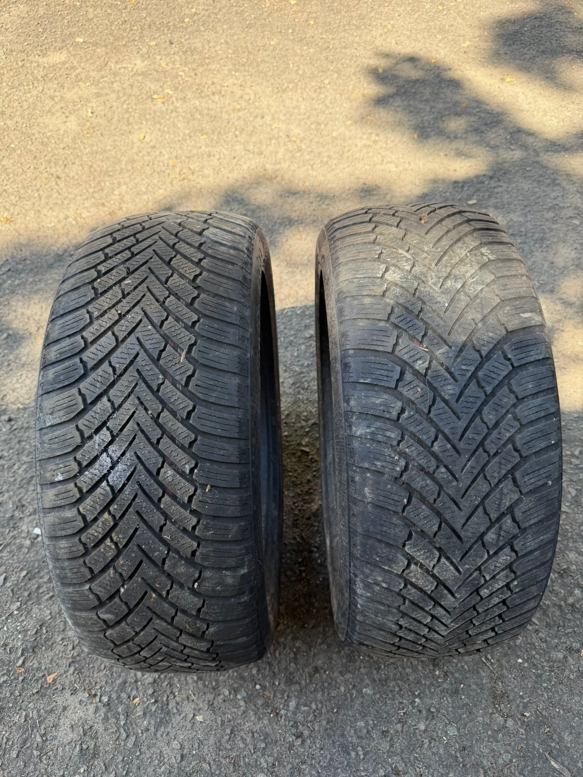 Continental 225/50/17 98H XL M+S DOT 2620, Auto-onderdelen, Banden en Velgen, Ophalen, Gebruikt, 17 inch, Band(en)