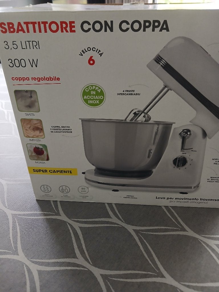Nieuwe keukenrobot, Ophalen, Nieuw