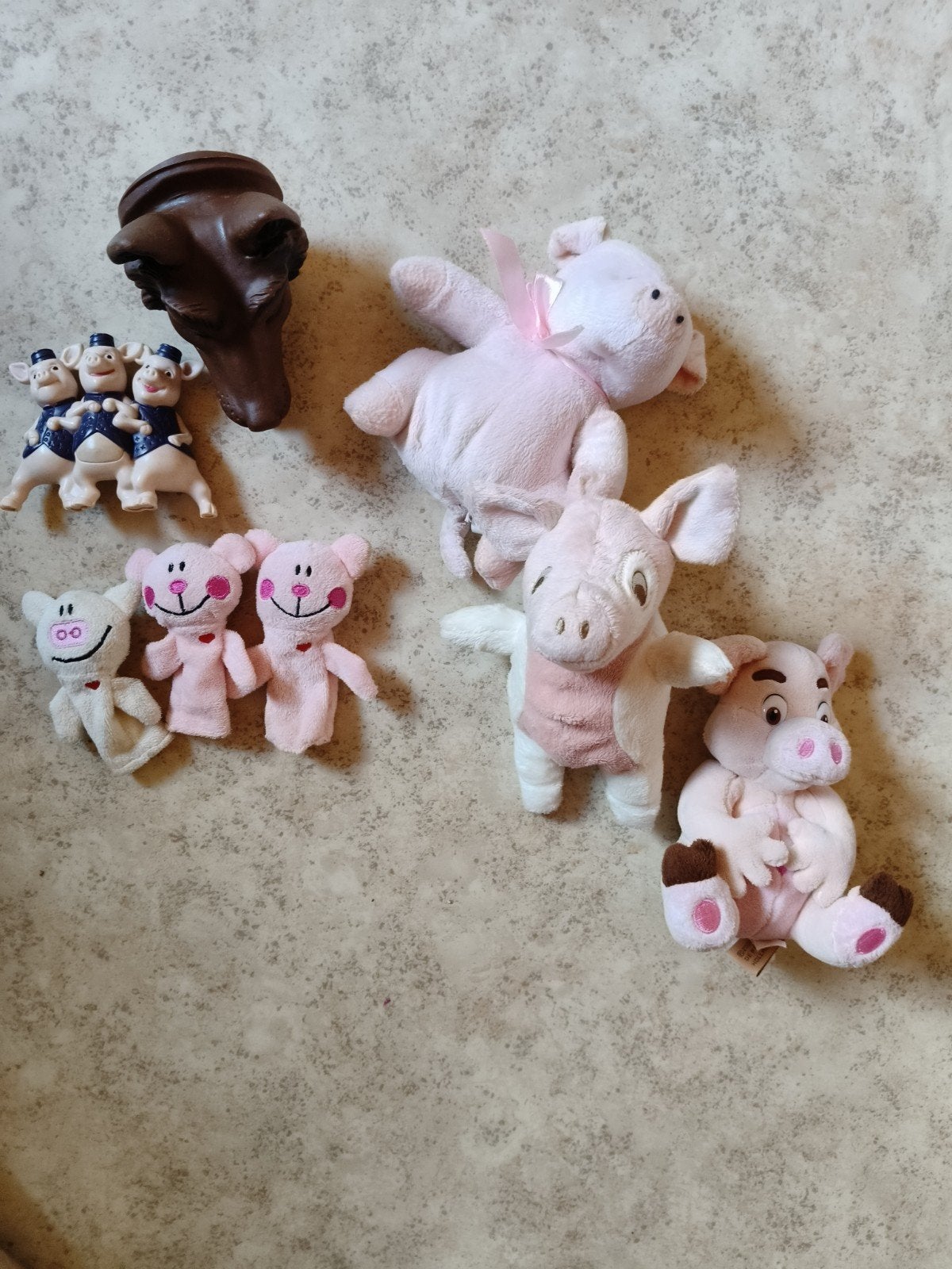 de drie biggetjes met wolf kleuters, Ophalen
