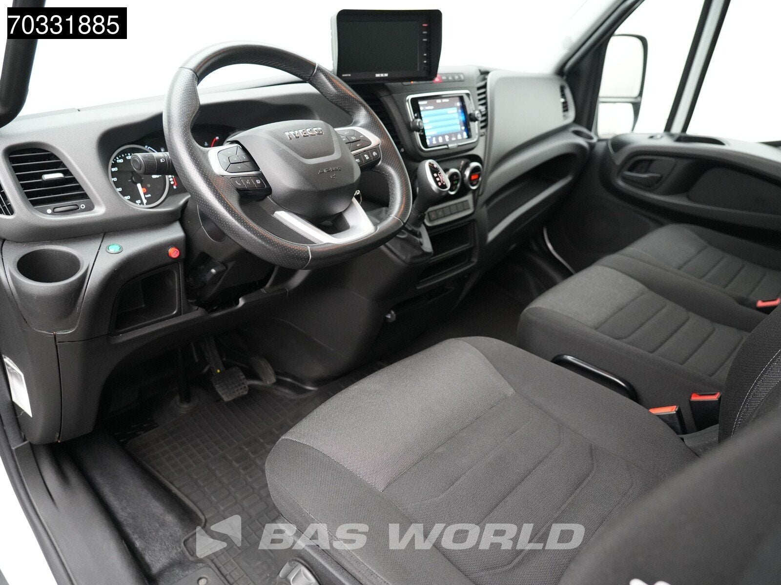 Iveco Daily 35S18 3.0L Automaat Laadklep Bakwagen LED Navi A, Auto's, Automaat, Stof, Gebruikt, Euro 6