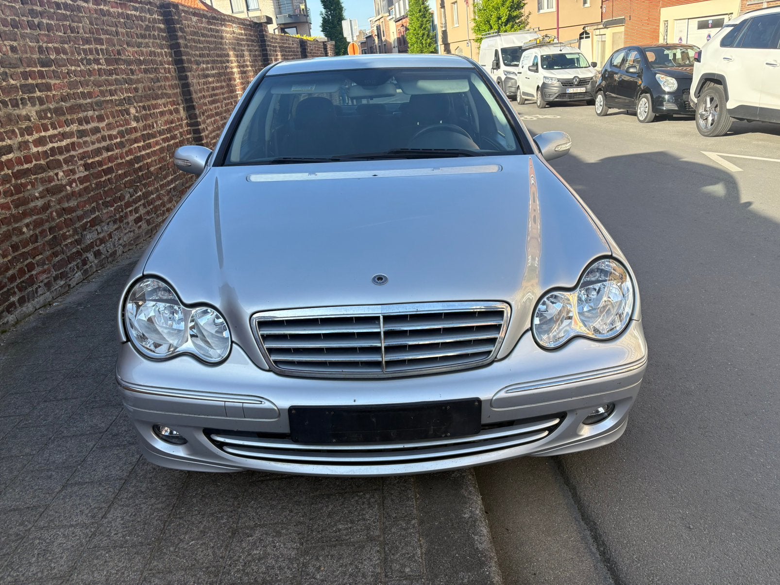 Mercedes 220cdi 2006 €4 91000km boite automatique, Auto's, Automaat, Stof, Zwart, 5 deurs